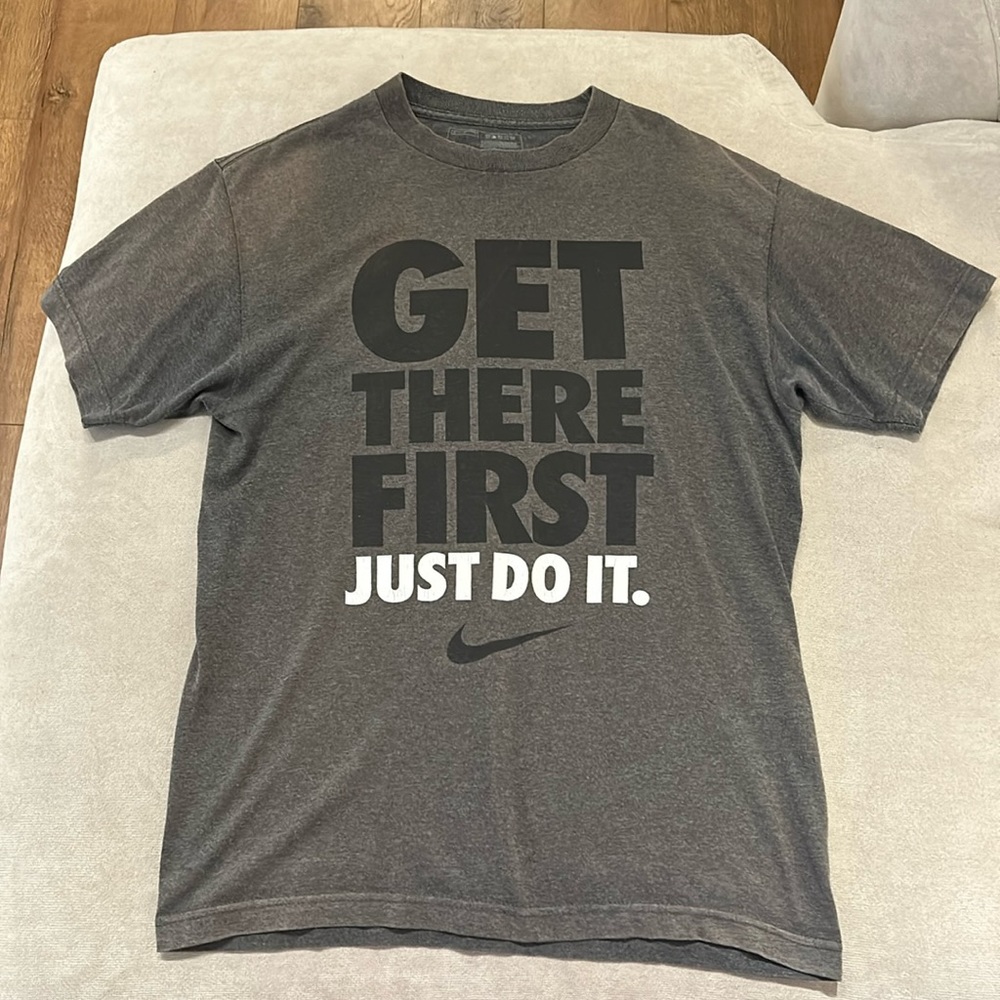 Gray Nike T-shirt